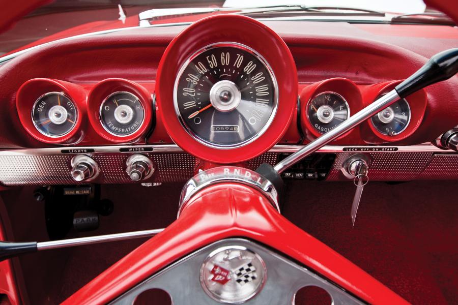  Chevrolet Impala 348 Special Turbo-Thrust Convertible 1960 года  (фото 9 из 26)